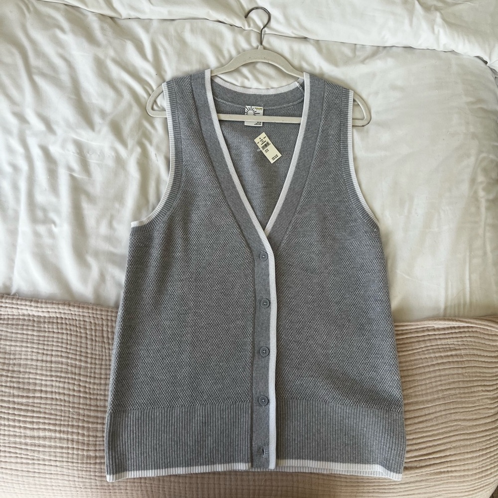 NWT Aerie Sweater Vest